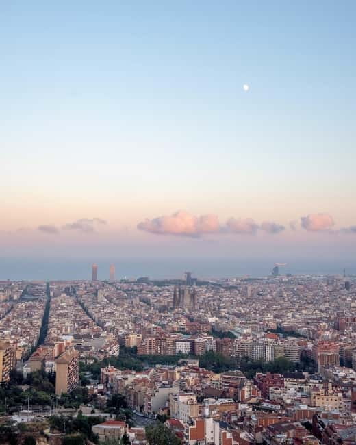 Barcelona: Gaudi's Masterpieces Guided Walking Tour - Who Should Consider This Tour?