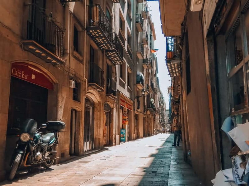 Barcelona: Introduction to the Gothic Quarter Walking Tour - Starting Point: A Gateway to Old Barcelona