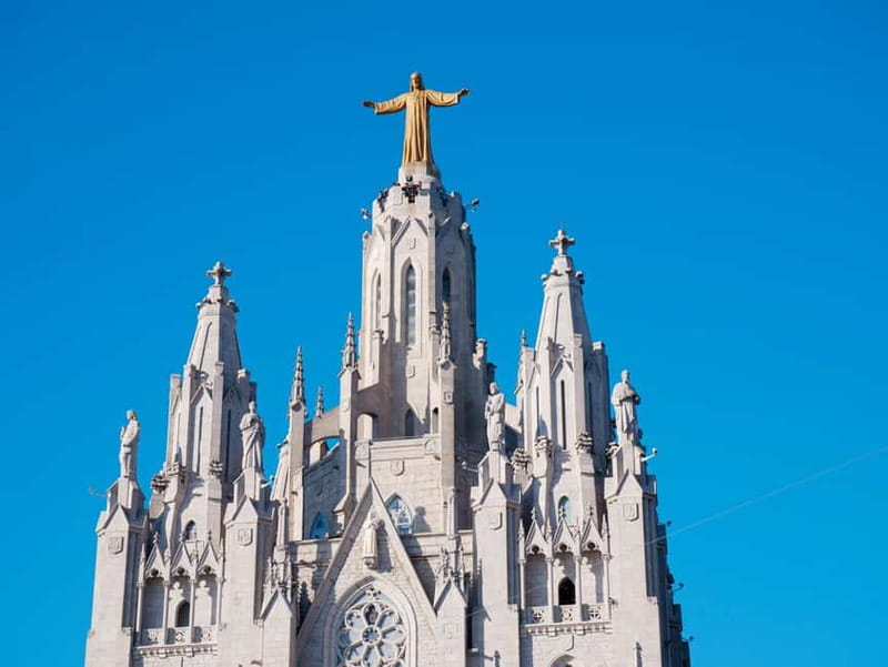 Barcelona: La Sagrada Familia Skip-the-Line Guided Tour - The Value of a Guided Tour