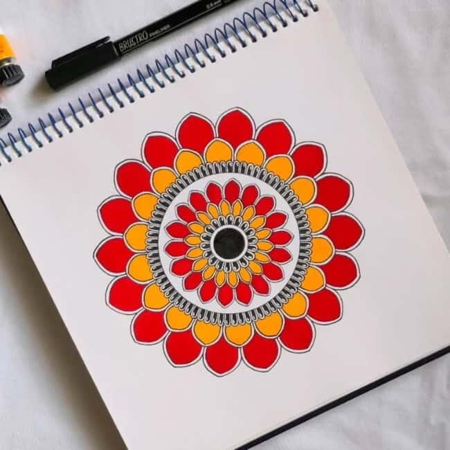 Barcelona: Mandala Drawing Workshop with Chai - The setting: a peaceful Barcelona apartment