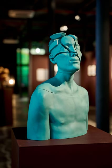 Barcelona: Museum NOU / SUR PLAY Exhibition Ticket - The SUR PLAY Exhibition: A Focused Journey into Surrealism
