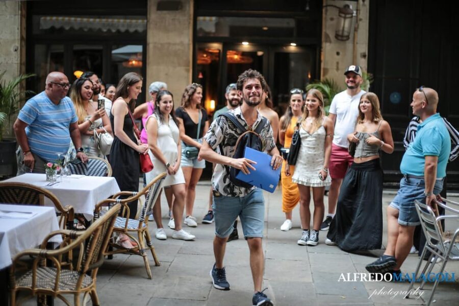 Barcelona: Old Town Guided Walking Tour - The Authentic Charm of the Gothic Quarter