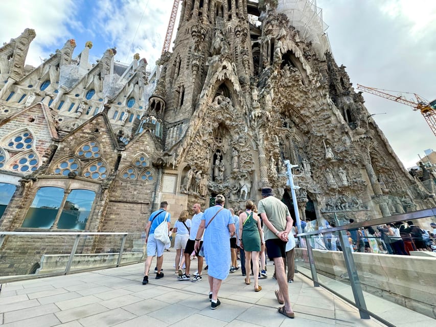 Barcelona: Sagrada Familia Skip-the-Line Guided Tour - A Deep Dive Into the Tour Experience