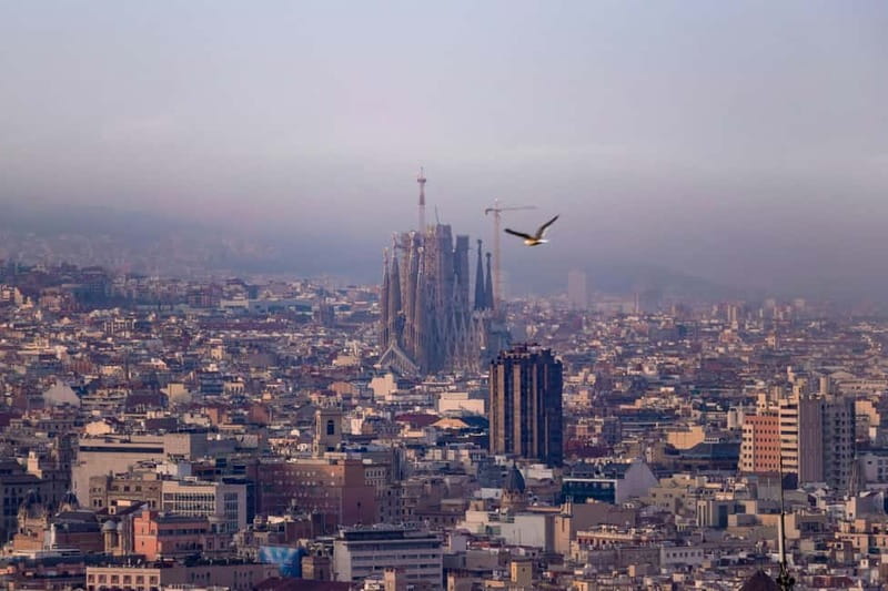 Barcelona: Sagrada Familia Skip The Line Tour with Tickets - An Expert-Guided Journey Through Gaudí’s Vision