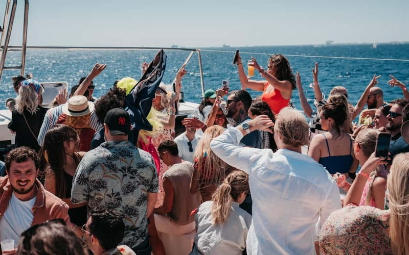 Barcelona: Sail With Pride Boat Party - Breakdown of the Itinerary