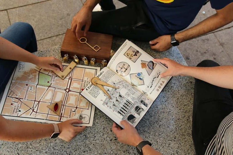 Barcelona: The Serach for the Snake Stone City Treasure Hunt - Who Will Love This Experience?