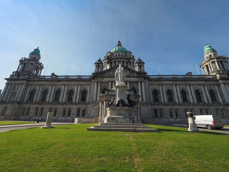 Belfast: Express Walk with a Local - The Value of a Guided Short Tour