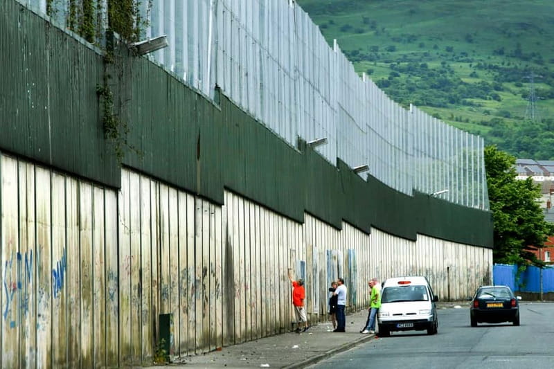 Belfast: Political Conflict 3-Hour Walking Tour - A Step-by-Step Breakdown of the Itinerary