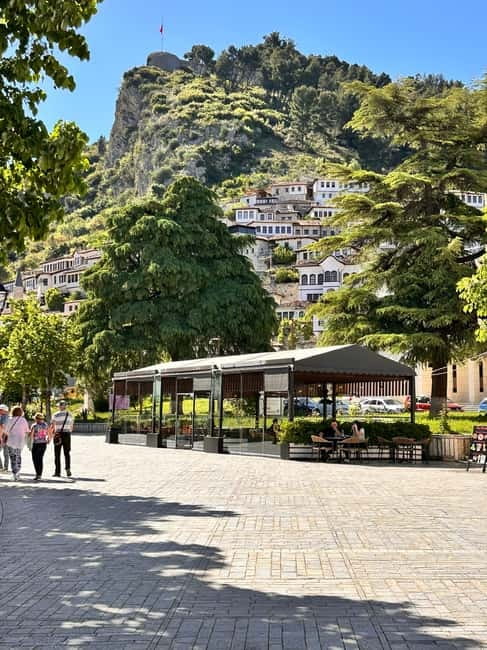Berat City Center : Traditional Lunch/Dinner - What You Can Expect from the Experience
