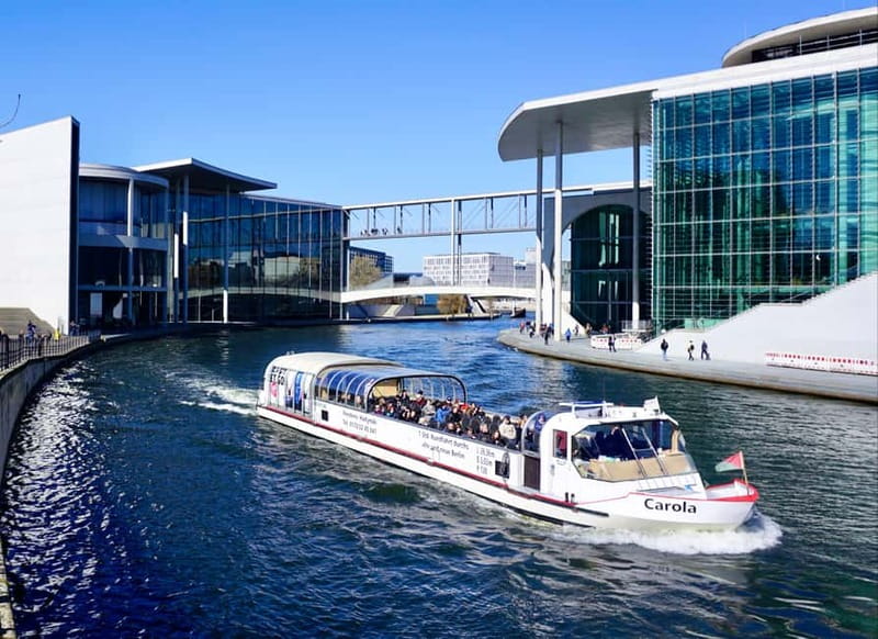 Berlin: 1-Hour Boat Tour with Bilingual Live Guide - Pricing and Value