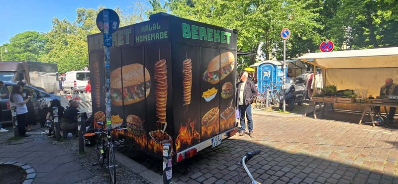 Berlin: 3.5-hour culinary bike tour away from the landmarks - Who Will Appreciate This Tour?