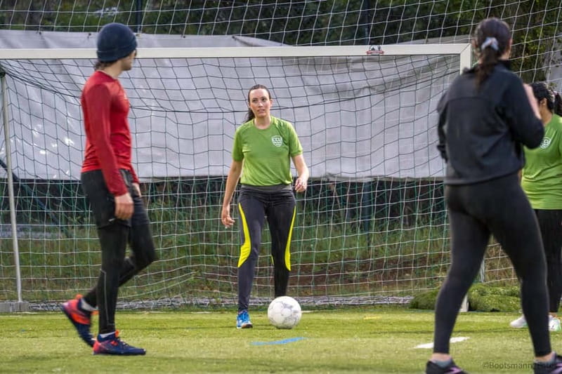 Berlin: Football Open Play Sports Sessions - The Meeting Point and Logistics