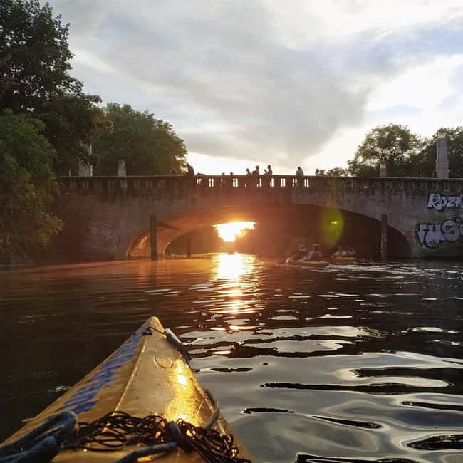 Berlin: Kayaking Tour Kreuzberg - Sunset on Landwehr Canal - The Itinerary: What Makes Each Stop Special