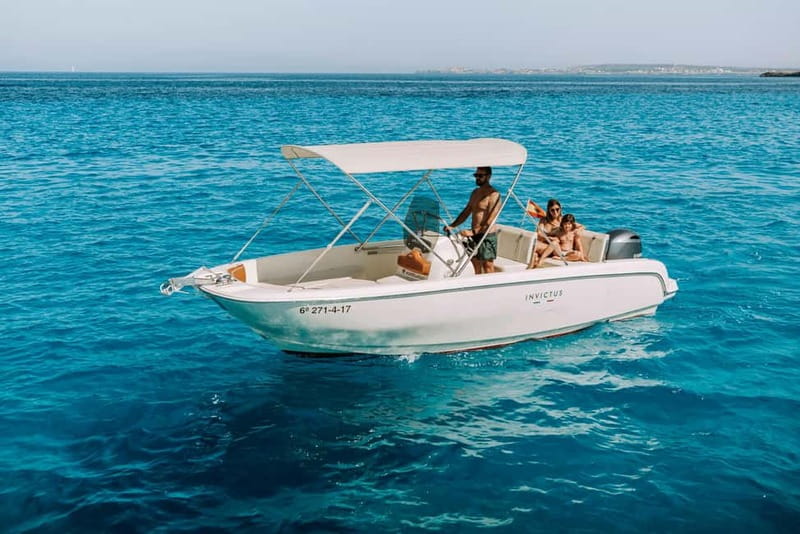 Boat rental without qualifications - A Closer Look at the Private Boat Rental Experience
