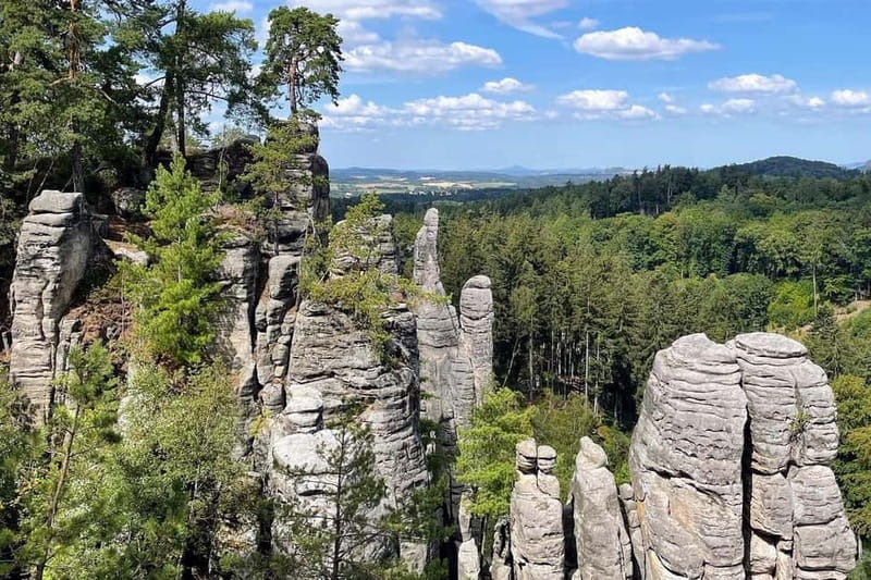Bohemian Paradise with Brewery Tour from Prague - A Day in Bohemia: Nature, Castles, and Beer