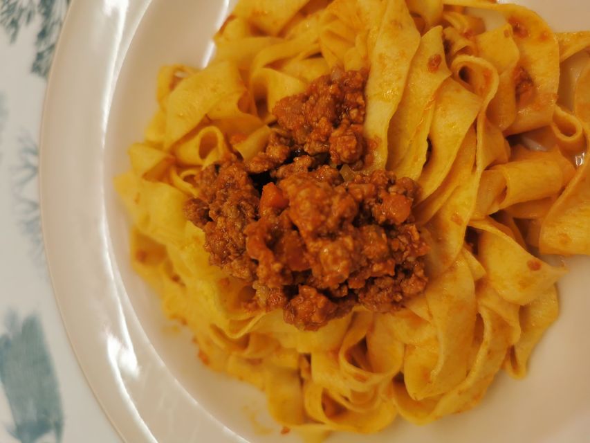 Bologna: Traditional Recipes Cooking Class with Local Wines - Analyzing the Value