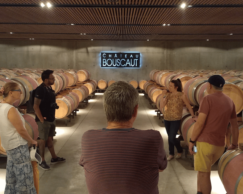 Bordeaux wine tour: 2 wineries & wine tastings (red & white) - Visiting Pessac-Léognan: A Blend of Tradition and Innovation