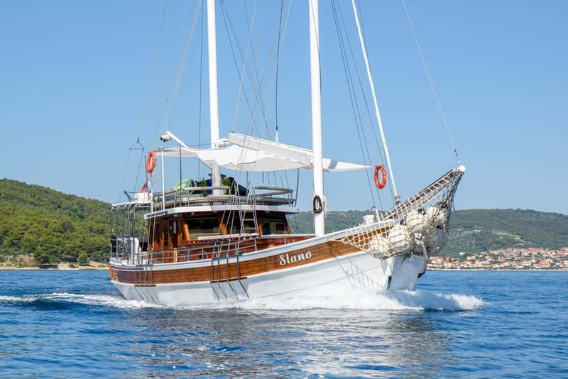Brac/olta/Blue Lagoon - One-day excursion by boat - Who Will Love This Trip?