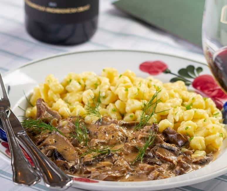 Bratislava: 3-Course Meal at a Traditional Restaurant - The Food and Drinks