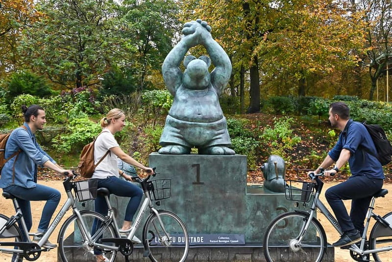 Brussels: Private City Tour on Bike with Drink Stop - The Itinerary in Detail