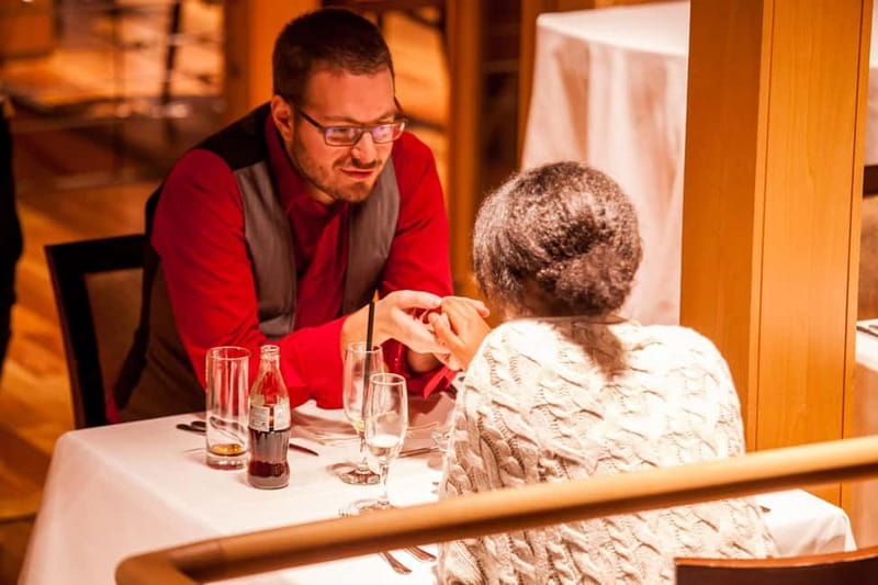Budapest: 3-Course Dinner for 2 on a Boat Restaurant - A Detailed Look at What You Can Expect