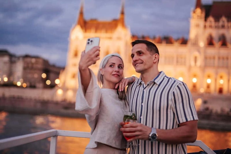 Budapest: Lotus Cruise with Unlimited Premium Drinks - Who Is This Cruise Best For?