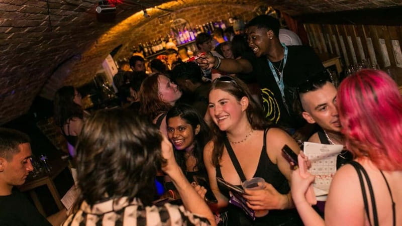 Budapest: Party District Bar-Hop with 2hr Unlimited Drinks - What Makes This Tour a Good Deal?
