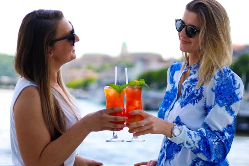 Budapest: Sunset Cruise with 2 Cocktails - Who Will Love This Cruise?
