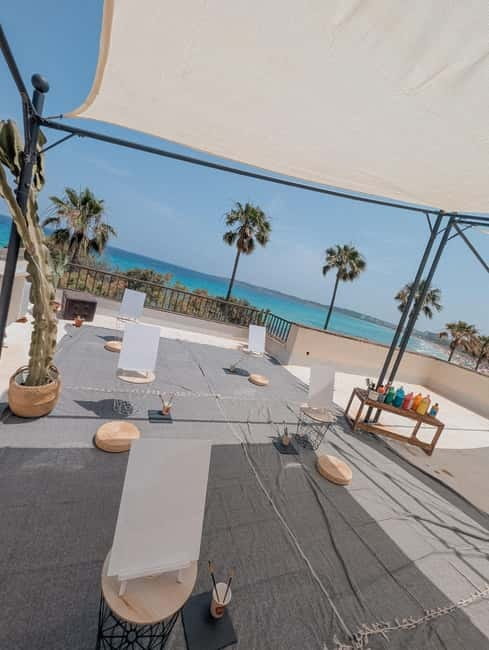 Cala Millor: Cava & Canvas Art Night at Coconut Shack - What’s Included and What You Should Know