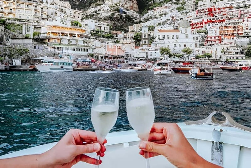 Capri: Full-Day Boat Tour with Snorkeling and Aperitif - What Makes This Tour Stand Out