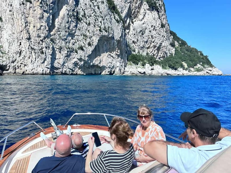Capri: Island Boat Tour with Free Time on Land - The Itinerary Breakdown
