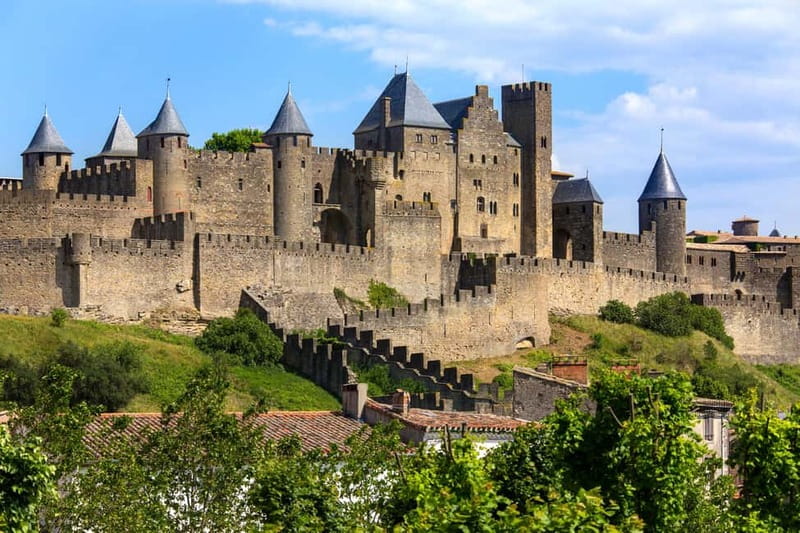 Carcassonne: 2-Hour Best Intro Walking Tour with a Local - Exploring Carcassonne in Just Two Hours