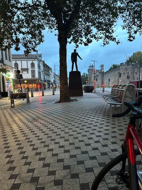 Cardiff: City Highlights Guided Walking Tour - Detailed Itinerary Breakdown