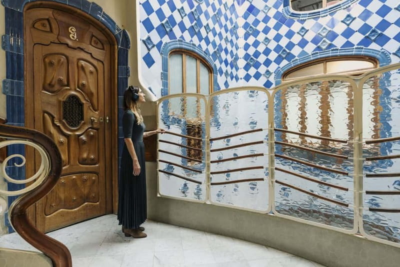 Casa Batlló First Access Insider Tour With Breakfast - Exploring the Experience