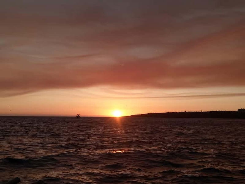 Cascais: Sunset Boat Trip with Welcome Drinks - Final Thoughts: Is It Worth It?