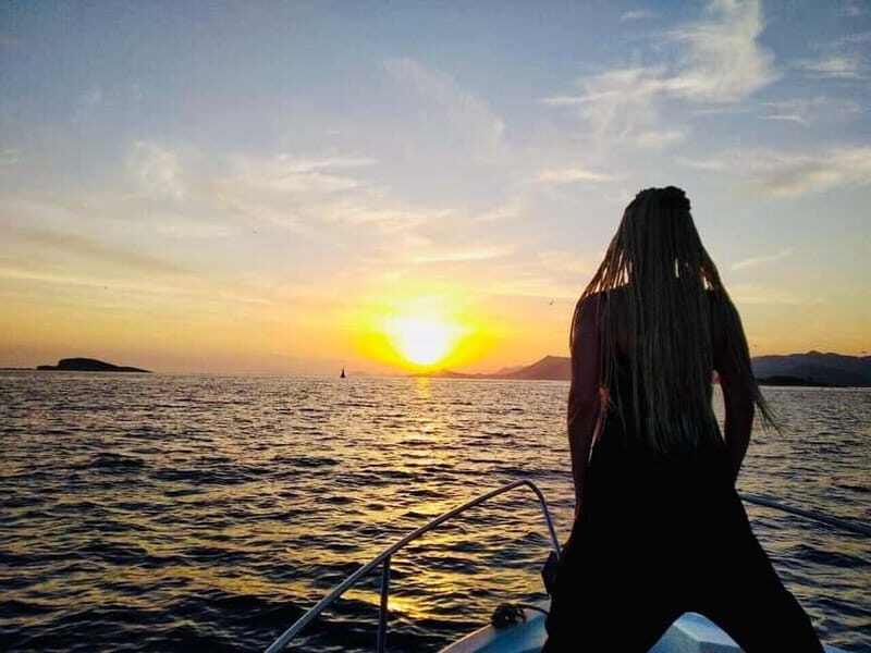 Cavtat: Romantic Sunset Cruise with Unlimited Drinks - What Makes This Tour Special?