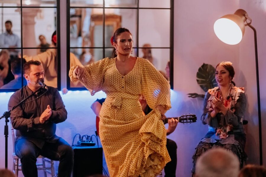 Córdoba: Tablao Flamenco at Doble de Cepa with Optional Meal - Is It Worth the Price?
