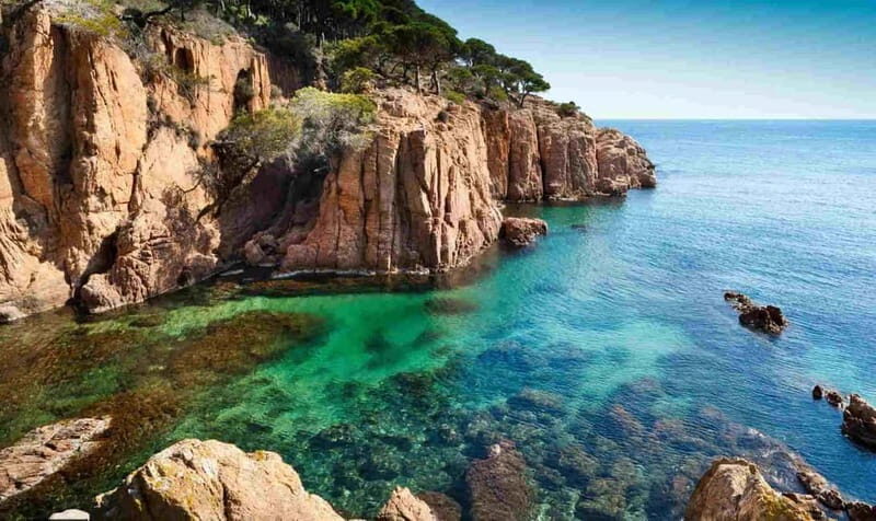Costa Brava: tour and day trip by boat among hidden coves - Who Should Consider This Experience?