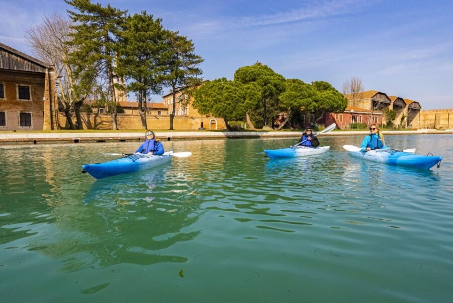 Cultural Kayak Tour: Discovering the Citys Canals - The Paddling Itinerary