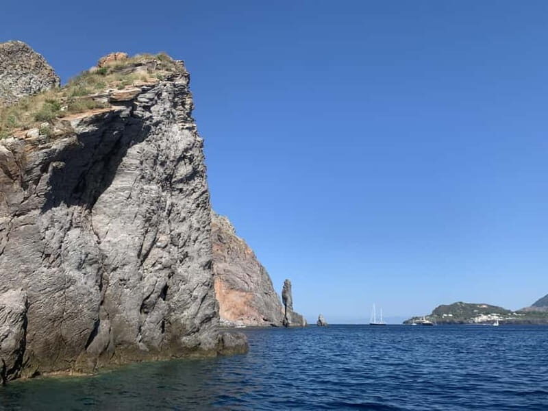 Da Lipari: Tour in Barca Salina e Lipari (7h) PICCOLO GRUPPO - What to Expect from This 7-Hour Adventure