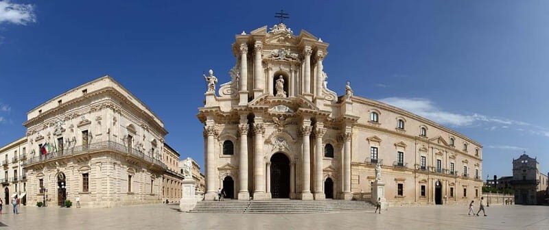 Da Taormina : Tour di Catania e Siracusa - Transportation, Timing, and Group Experience
