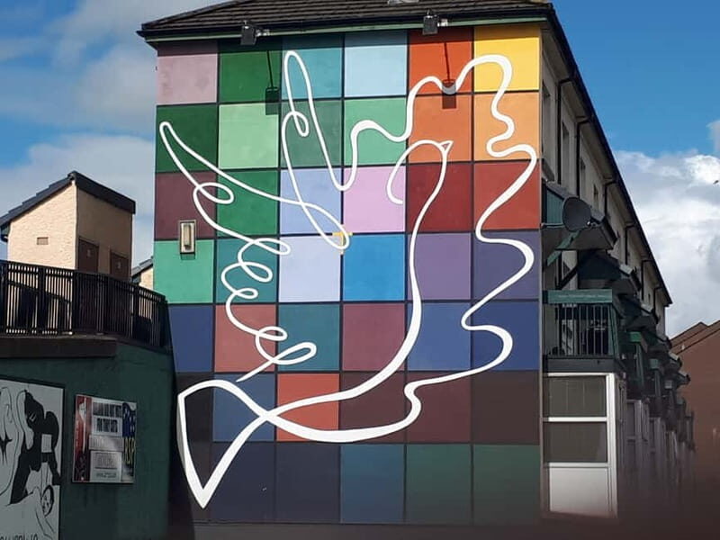 Derry: Bloody Sunday and Bogside Murals Walking Tour - The Bloody Sunday Site and Personal Stories