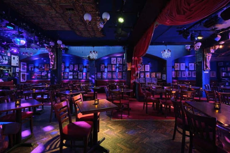 Dragaoke - Drag Hosted Karaoke! - Key Points