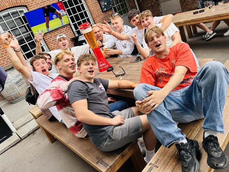 Dresden: Beer tour through 3 pubs: Legendary evening with beers & extras - Exploring Dresden’s Nightlife: What to Expect from the Beer Tour