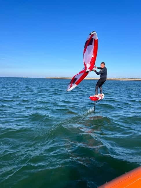 Dublin: Wingfoiling Lesson in Dun Laoghaire - The Facilities and Convenience