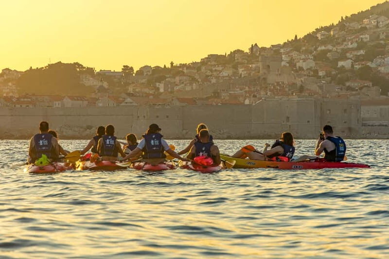 Dubrovnik: Guided Sunset Sea Kayaking Tour with Wine - What to Expect on the Tour