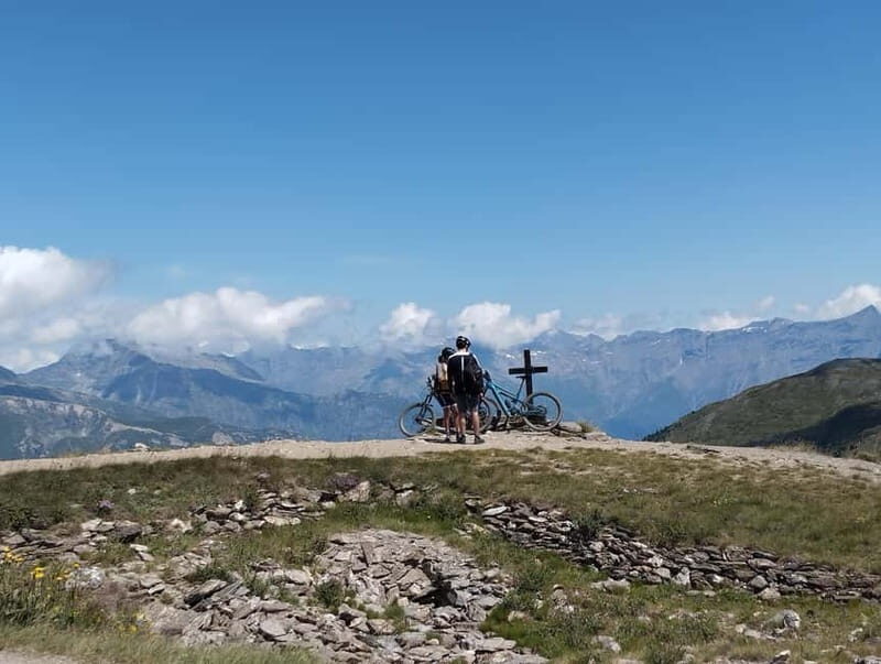 E-bike excursion in Sauze d'Oulx along the Assietta Road at 2,400mt - Practical Details and Value