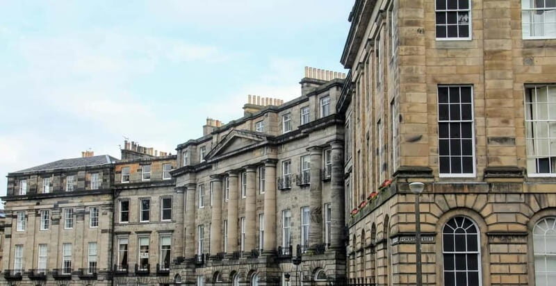 Edinburgh: Private City Highlights Tour with Driver - Who Will Love This Tour?
