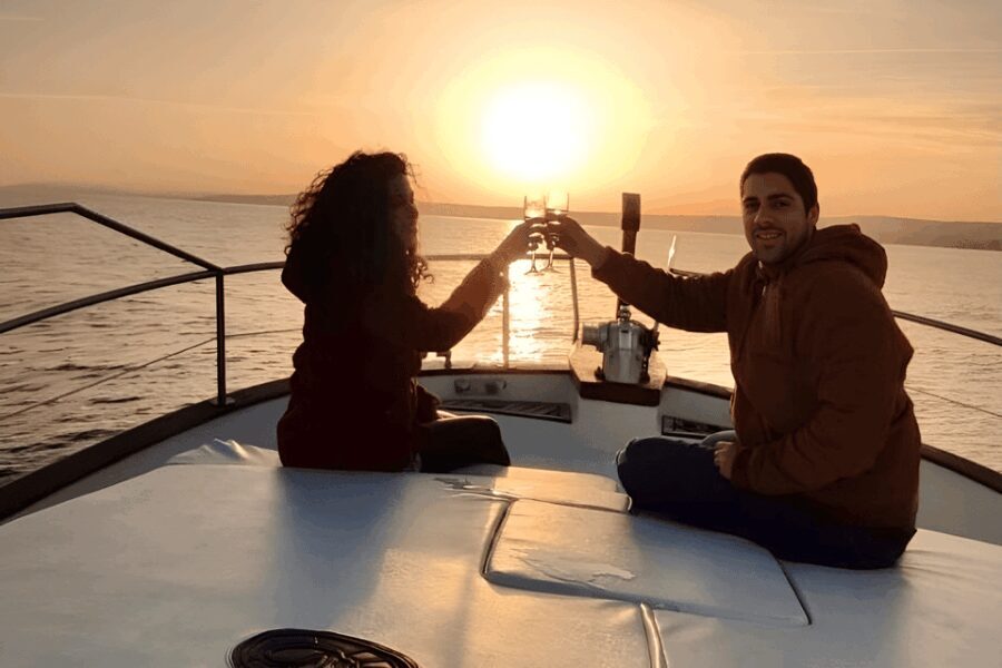 Estepona: Dolphin Searching Sunset Cruise with Drink & Snack - What’s Included and What’s Not
