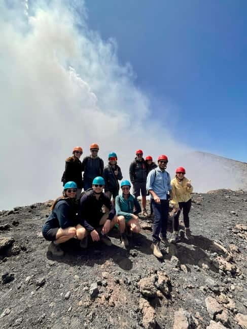 ETNA VOLCANO: Escursione sui crateri sommitali con bus 4x4 - The Itinerary in Detail